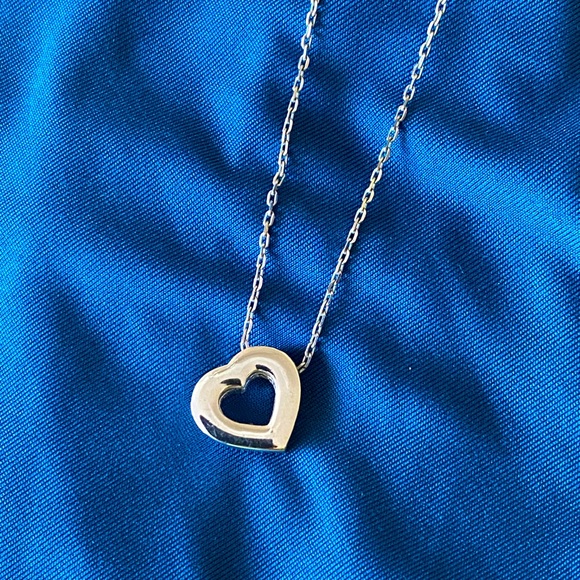Swarovski heart necklace - Picture 4 of 5